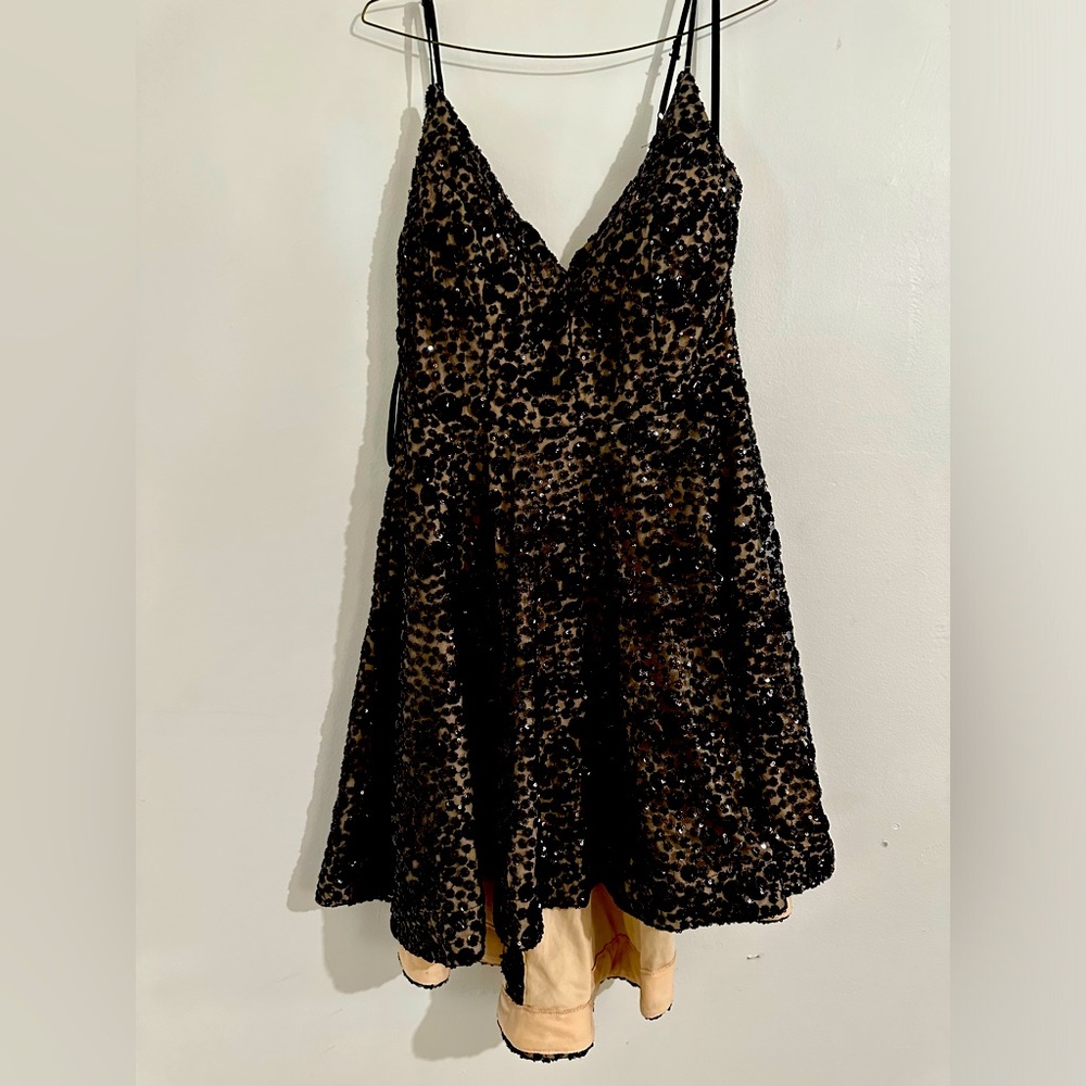B.Smart Dress